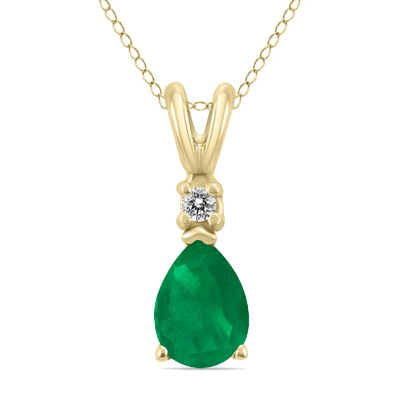 Trending Jewelry Styles Now At Limited-Time Discounts Enjoy Discount 14K Yellow Gold 6X4Mm Pear Emerald And Diamond Pendant