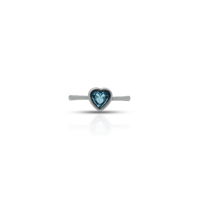 Customized Silver Jewelry For Unique Style Unleash Your Trend Driven Style Blue Topaz Heart Silver Ring For Girls