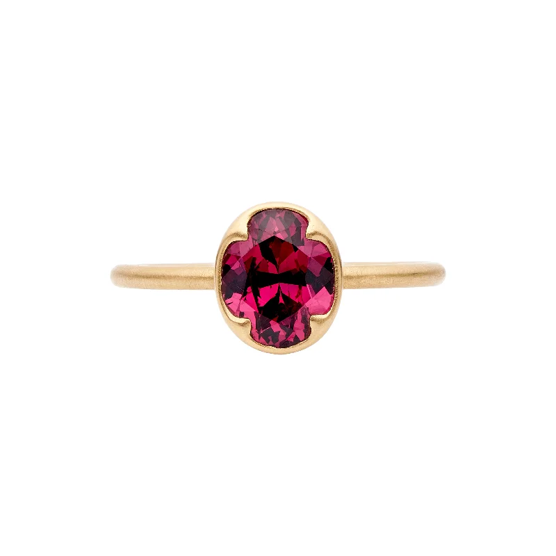 Premium Diamond Jewelry At Once-In-A-Lifetime Discounts Gabriella Kiss 18k Oval Faceted Pink Spinel Ring - 1.4ct