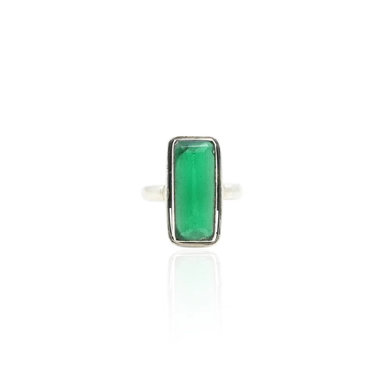 Don't Miss Out On Jaw-Dropping Jewelry Discounts Silver Rectangle Green stone Ring