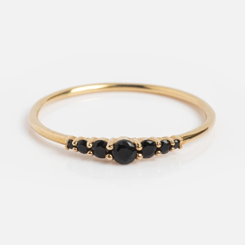 Elegant Jewelry, Affordable Luxury – Shop Now Solid Gold Black Agate Cascade Ring