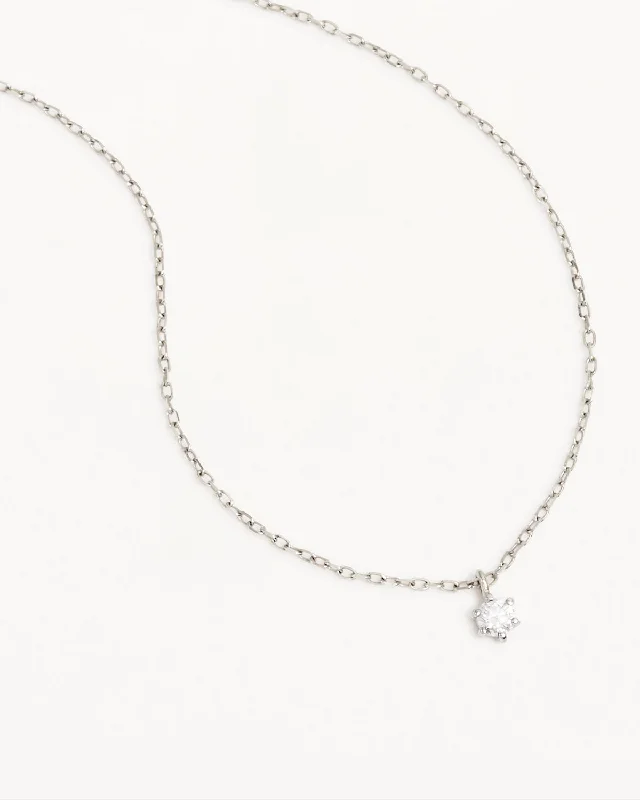 Your Dream Jewelry At Dream Prices 14k Solid White Gold Sweet Droplet Diamond Necklace