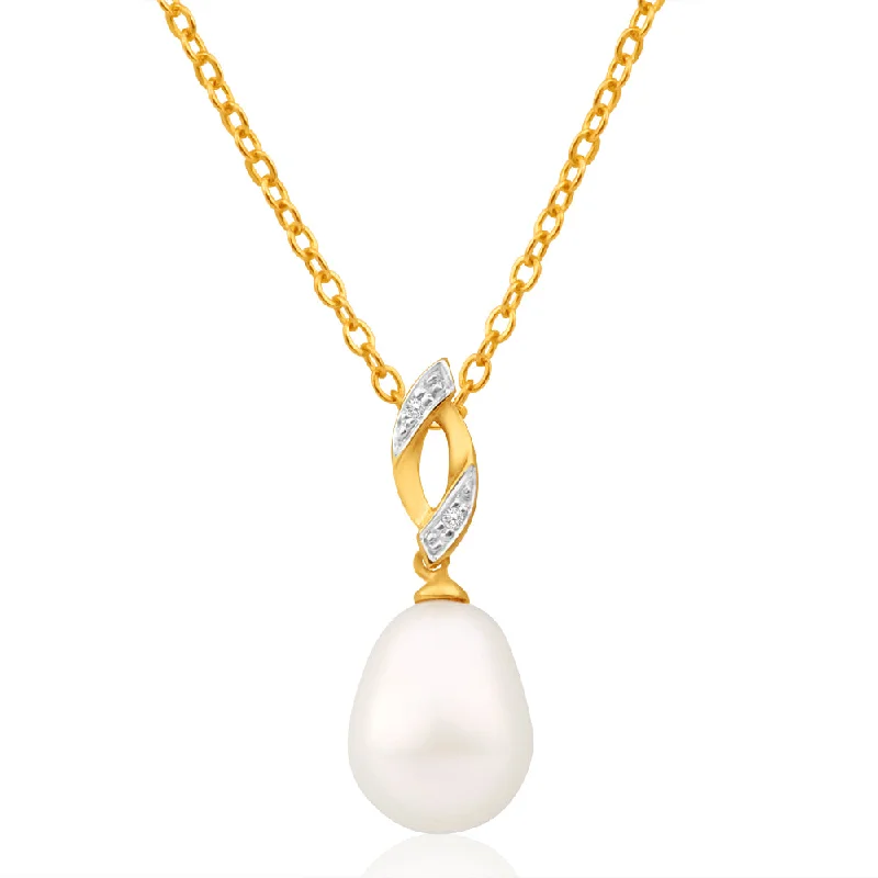 Special Jewelry Deals – Upgrade Your Collection 9ct Alluring Yellow Gold Freshwater Pearl and Diamond Pendant