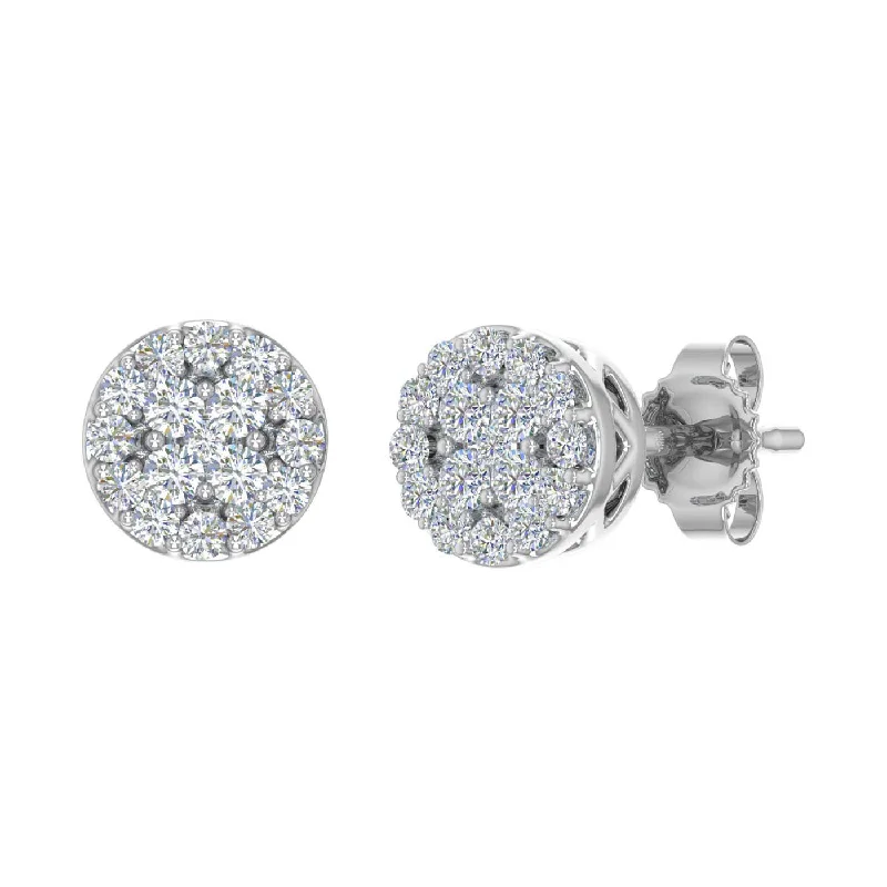 Stunning Jewelry At Even More Stunning Prices Seasonal Fashion 1/4 Carat Cluster Diamond Stud Earrings in Gold