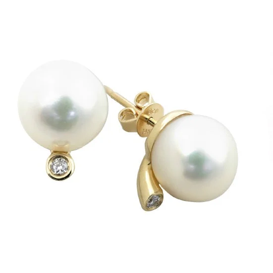 Elegant Jewelry, Exclusive Prices – Shop Now New Arrivals 10MM Round Fresh Water Pearl and Diamond Stud Earrings in 14KT Yellow Gold