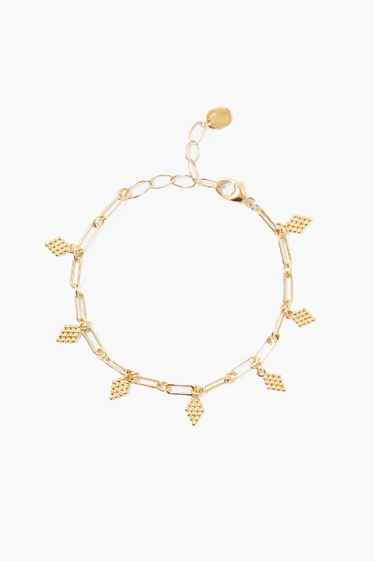 Limited-Time Jewelry Sale – Don't Miss These Deals Chic And Trendy Bijou Charm Bracelet Yellow Gold