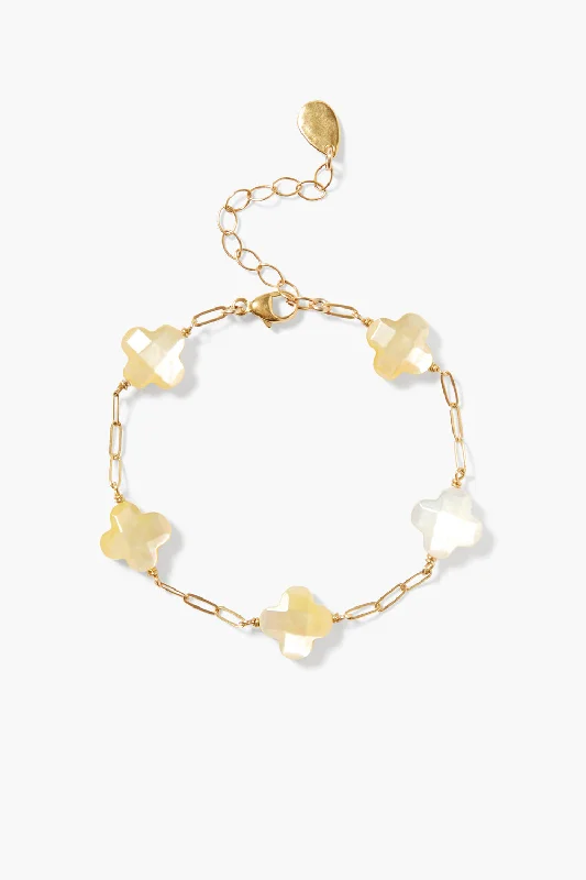 Elegant Jewelry, Exclusive Prices – Shop Now New Styles Just In Clover Bracelet Yellow MOP