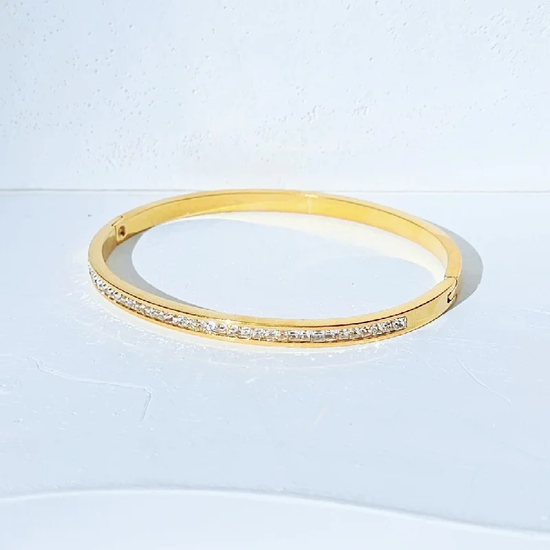 Make Your Outfit Shine With Discounted Jewelry CZ Minimalist Gold Bangle