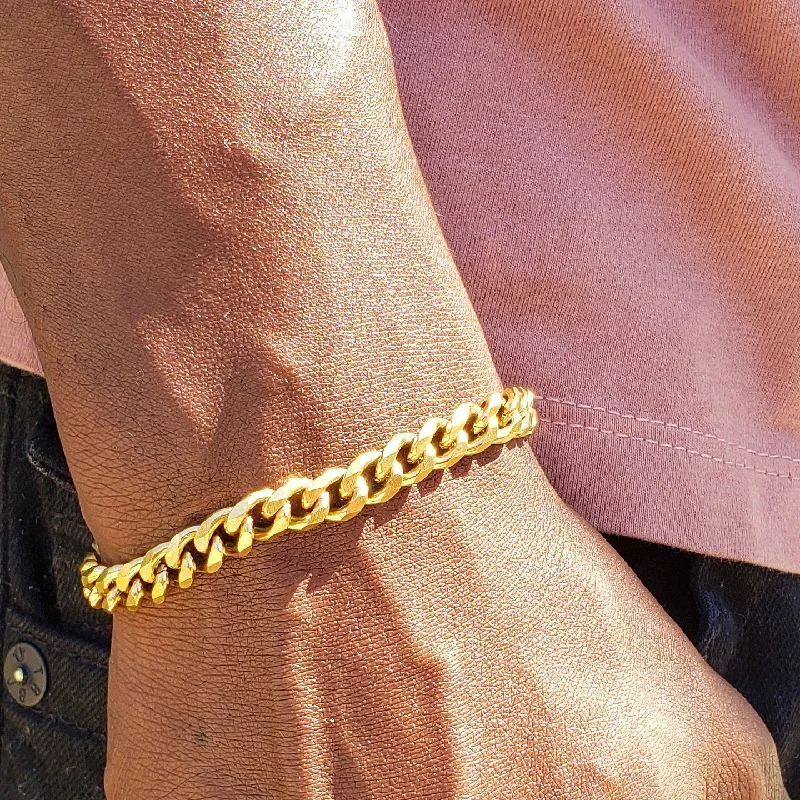 High-Quality Jewelry At A Fraction Of The Cost Men's Curb Bracelet